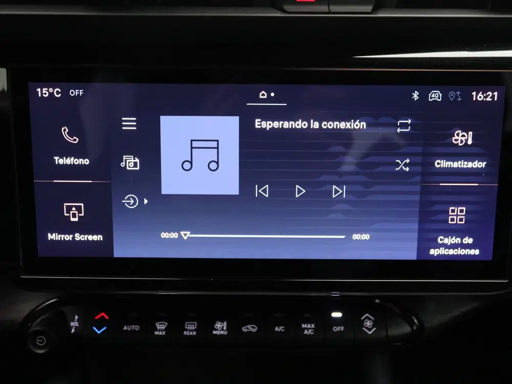 Alfa Romeo Junior 1.2 Turbo Hybrid Ibrida uit 2025, foto 9