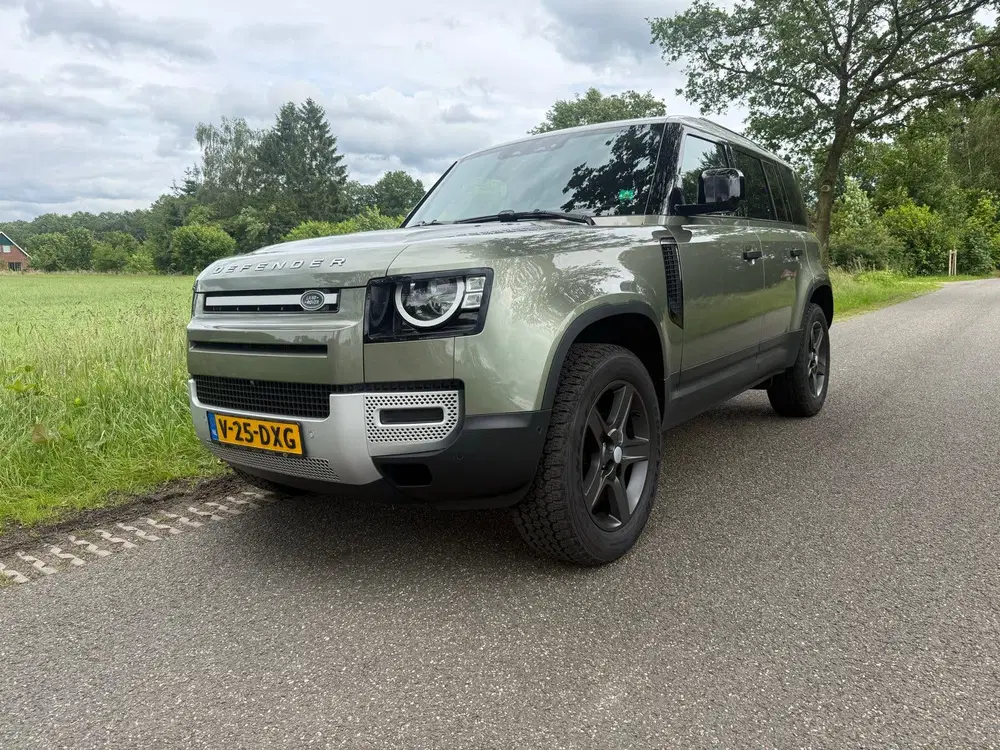 Land Rover Defender D250 250pk Mhev AWD Aut Commercial uit 2023, foto 3