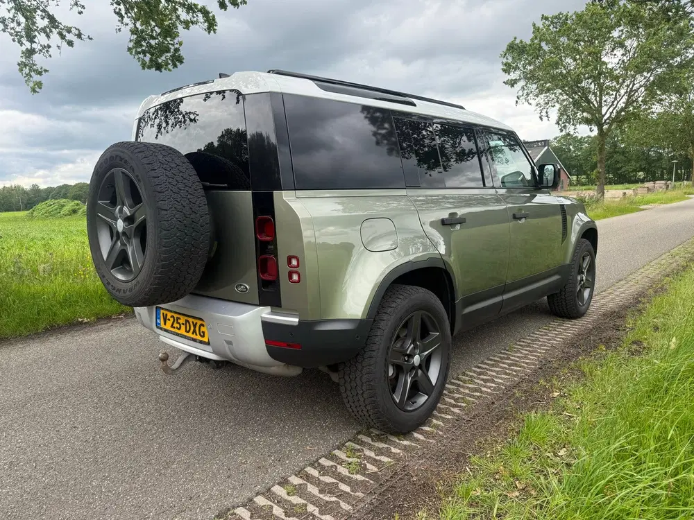 Land Rover Defender D250 250pk Mhev AWD Aut Commercial uit 2023, foto 7