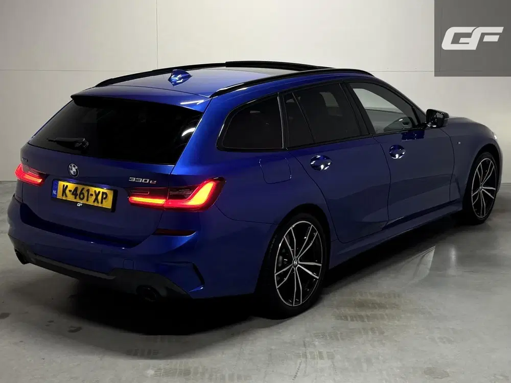 BMW 3-serie 330e xDrive M-Sport Pano Laser Kuipstoel uit 2021, foto 5