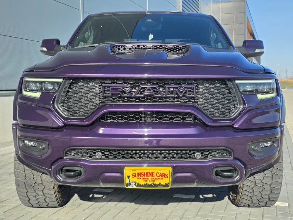 Dodge RAM CLONE NIGHT EDITION 4X4 CREW CAB 5.7 LTR uit 2022, foto 6