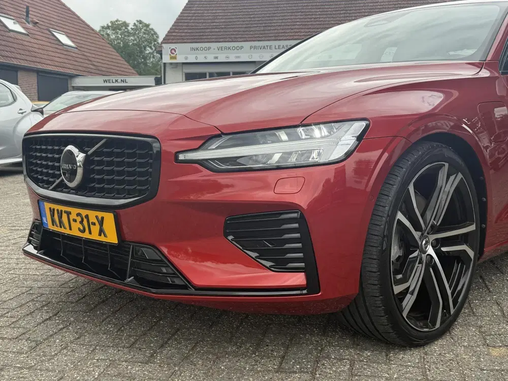 Volvo S60 2.0 Recharge T8 AWD Ultimate Bright PANO uit 2023, foto 5