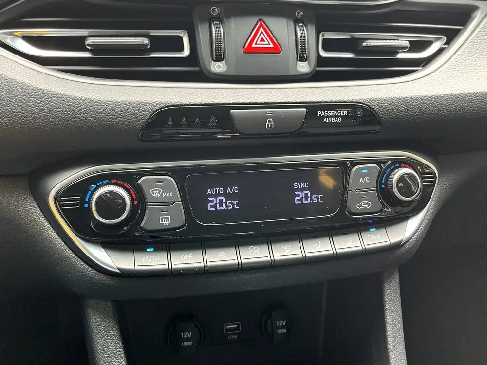 Hyundai i30 1.0 T-GDi MHEV Comfort uit 2023, foto 12