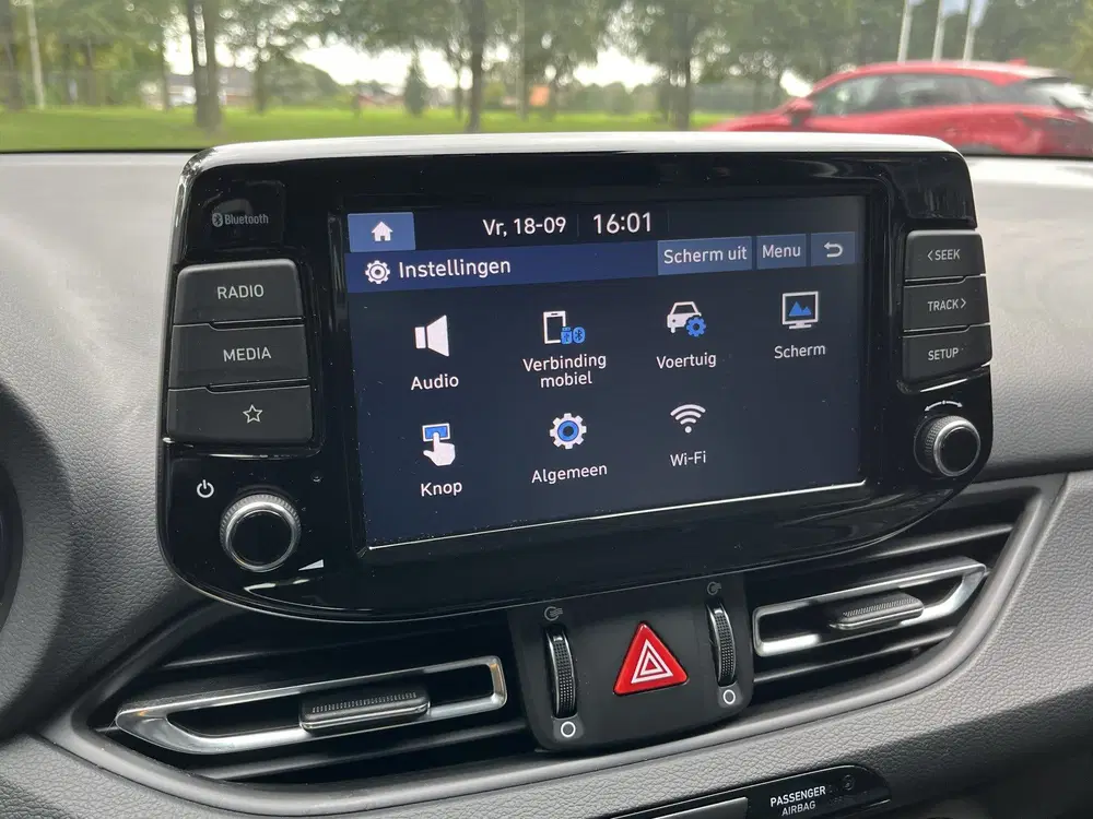 Hyundai i30 1.0 T-GDi MHEV Comfort uit 2023, foto 7
