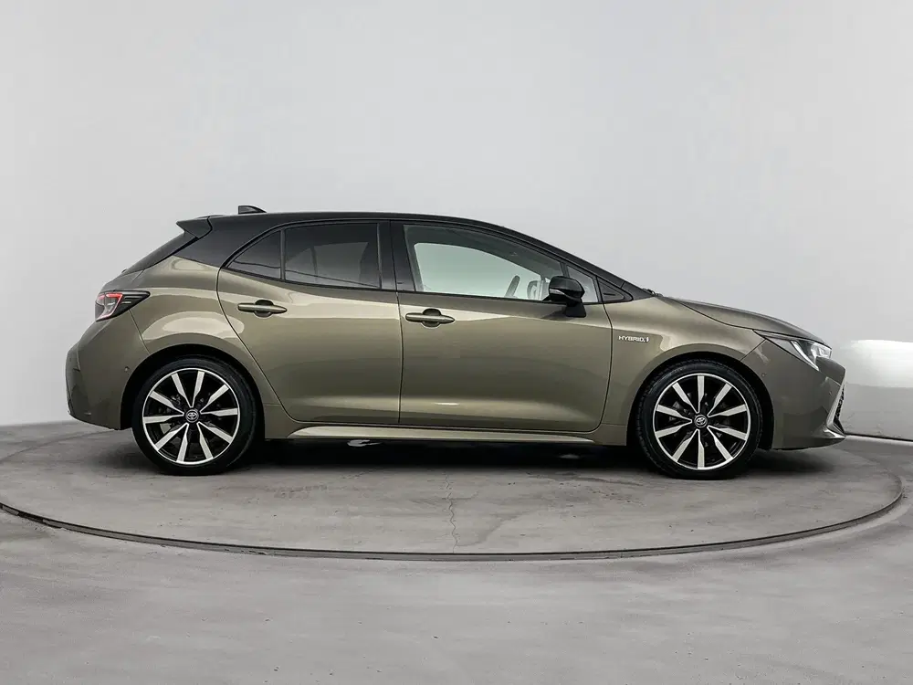 Toyota Corolla 2.0 Hybrid Executive uit 2019, foto 11
