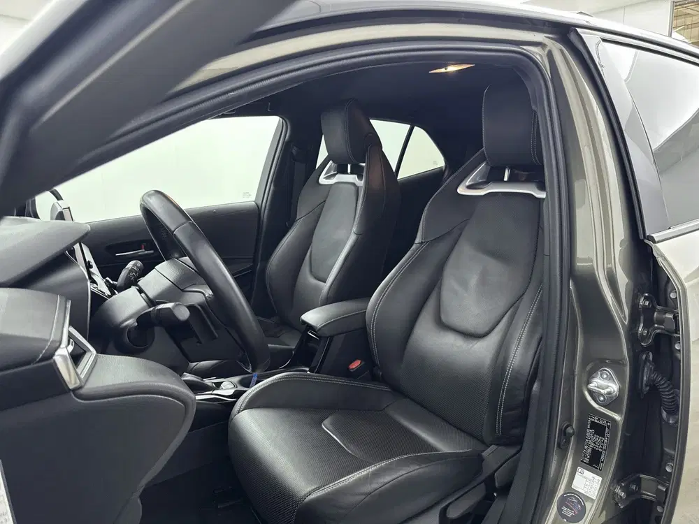 Toyota Corolla 2.0 Hybrid Executive uit 2019, foto 15