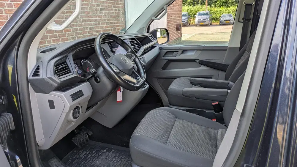 Volkswagen Transporter 2.0 TDI L2H1 DC uit 2022, foto 15