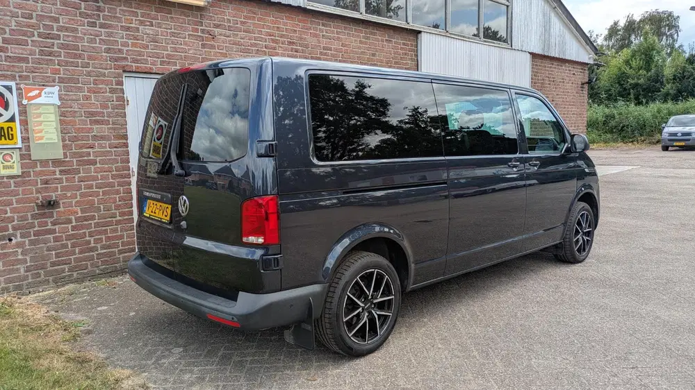 Volkswagen Transporter 2.0 TDI L2H1 DC uit 2022, foto 3