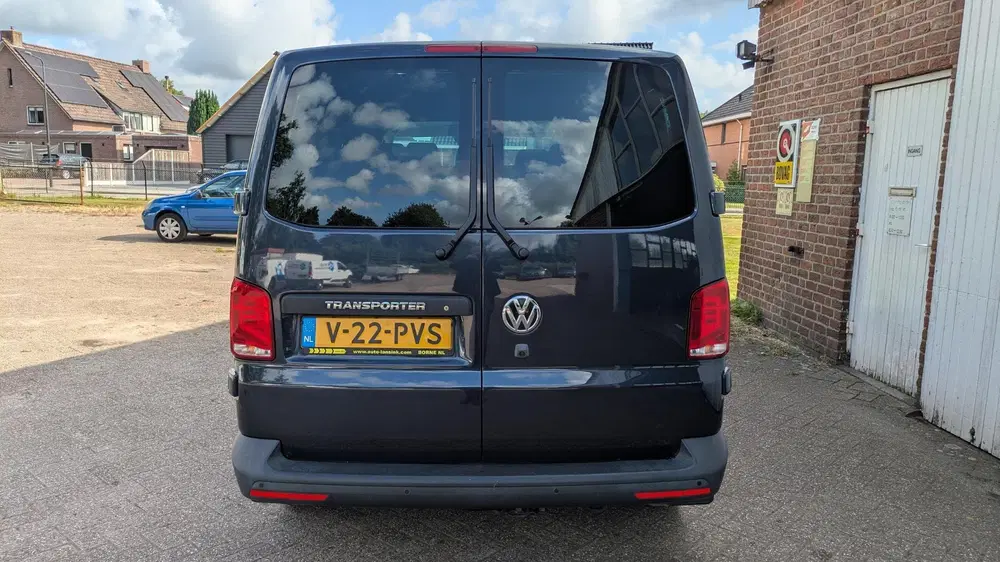 Volkswagen Transporter 2.0 TDI L2H1 DC uit 2022, foto 9