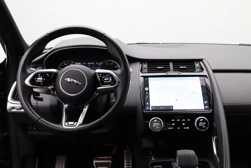 Jaguar E-Pace 1.5 P300e AWD R-Dynamic S uit 2023, foto 8