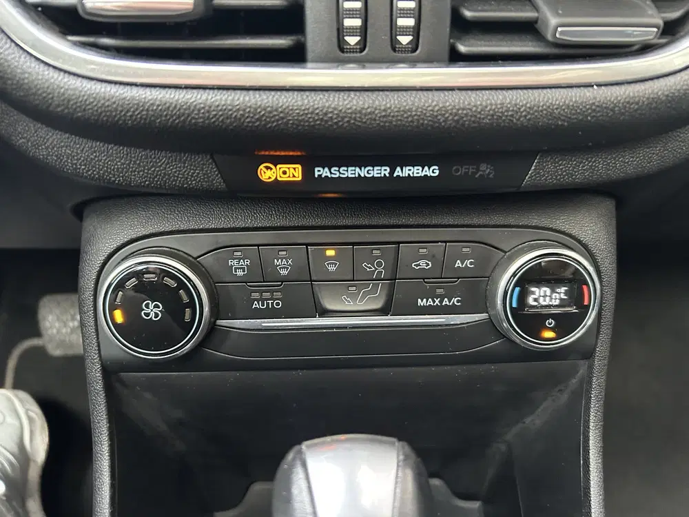 Ford Fiesta 1.0 EcoBoost Titanium automaat panoramadak uit 2019, foto 10