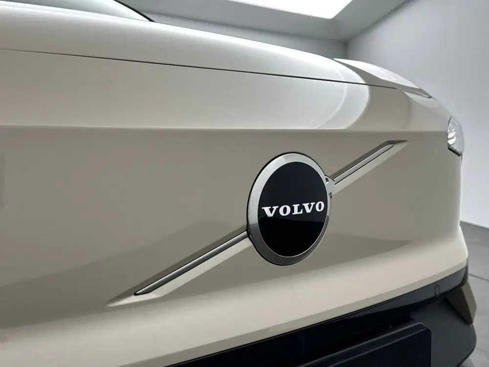 Volvo EX30 Extended Plus Europa 20" (bj 2026) uit 2026, foto 13