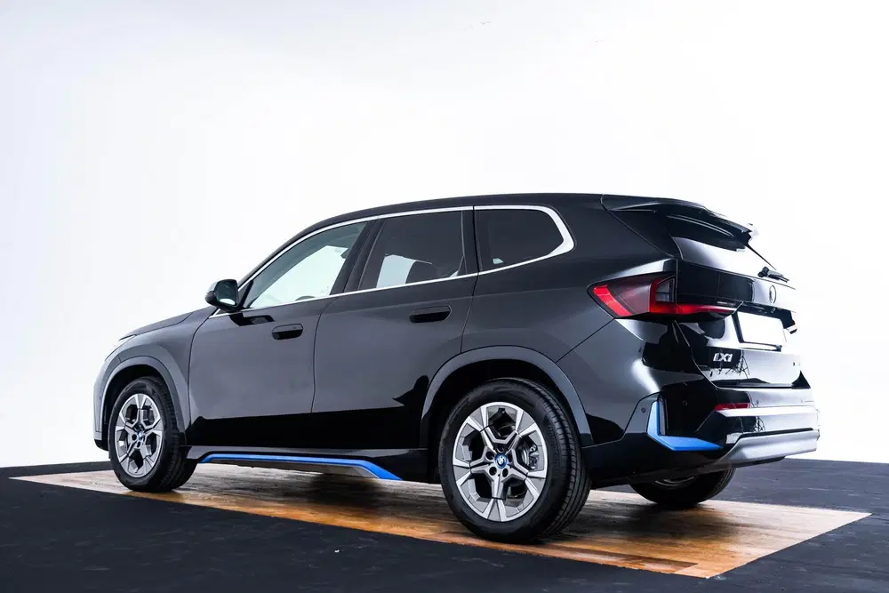 BMW iX1 xDrive30 xLine uit 2024, foto 11
