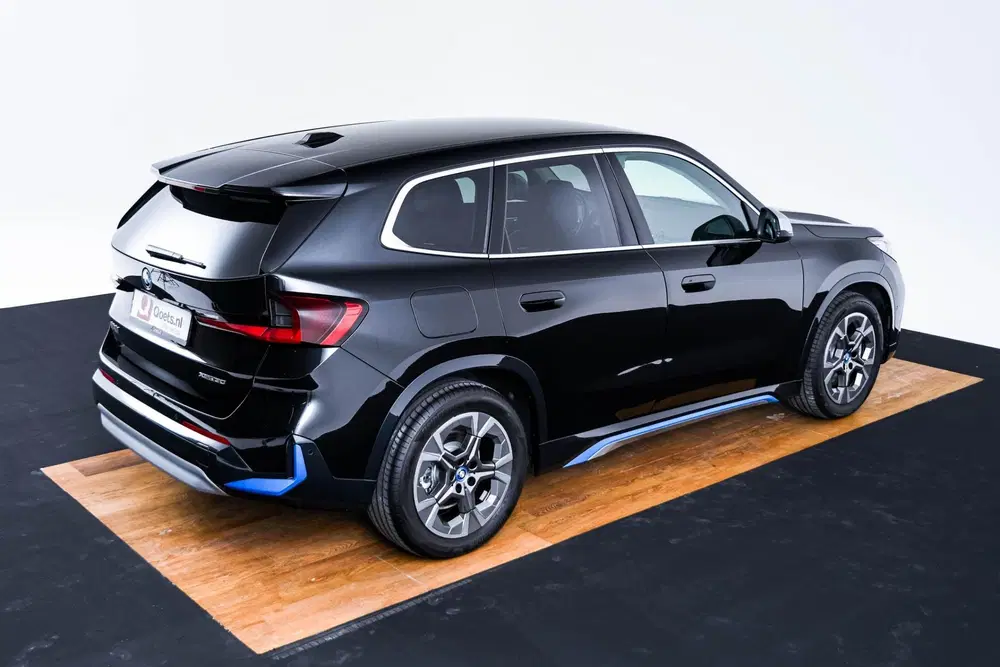 BMW iX1 xDrive30 xLine uit 2024, foto 8