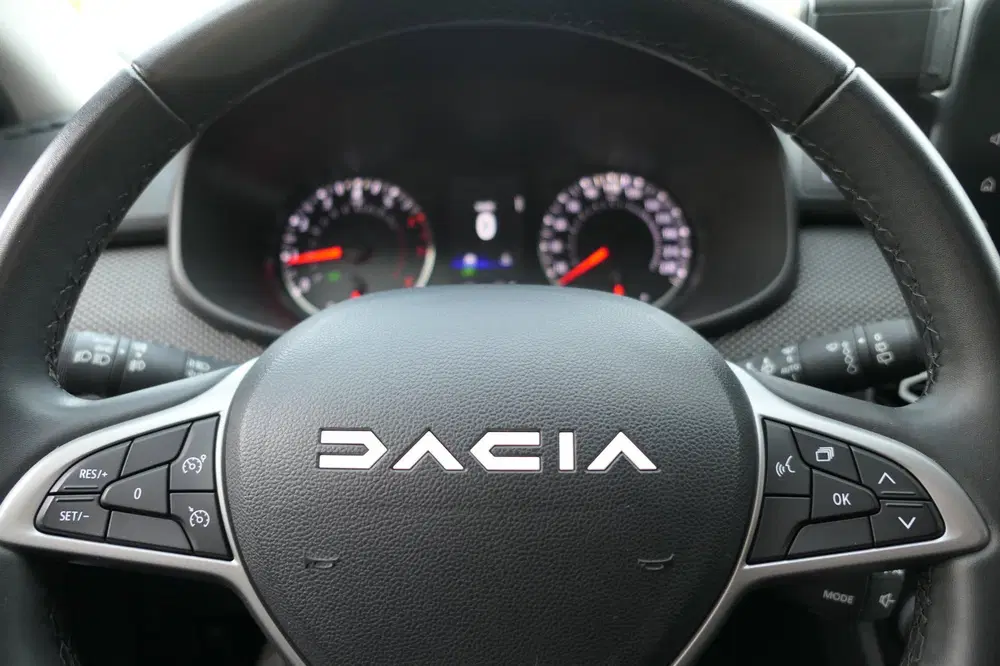 Dacia Jogger 1.0 TCe 110 Extreme 7p. uit 2023, foto 15