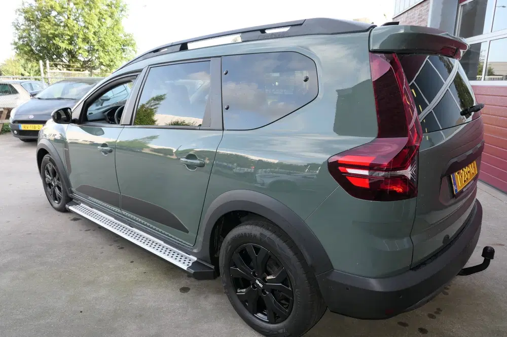 Dacia Jogger 1.0 TCe 110 Extreme 7p. uit 2023, foto 3