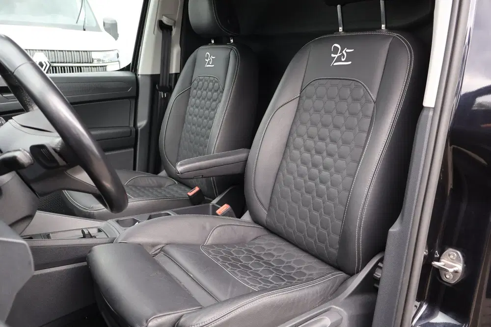 Volkswagen Caddy 2.0 TDI Automaat 75th Edition Leer Le uit 2022, foto 2