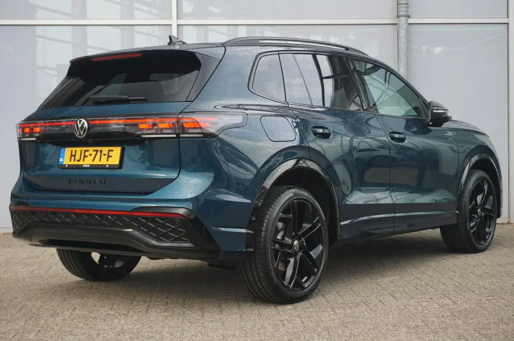 Volkswagen Tiguan 1.5 eHybrid 272pk R-Line Edition uit 2025, foto 2