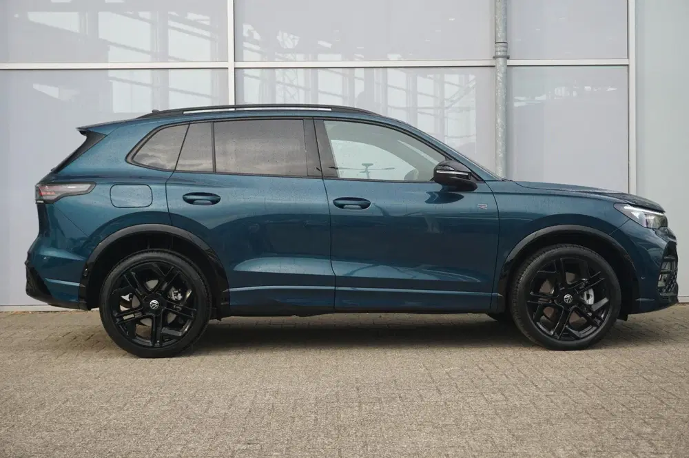 Volkswagen Tiguan 1.5 eHybrid 272pk R-Line Edition uit 2025, foto 3