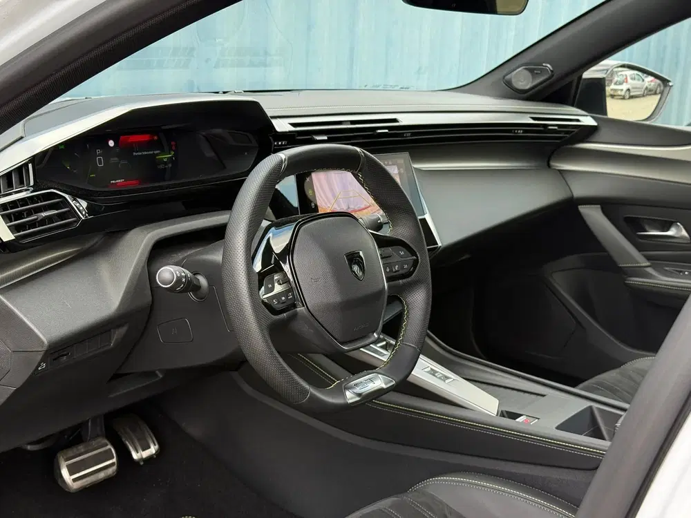 Peugeot 408 1.2 PureTech GT 130 EAT8 uit 2023, foto 13