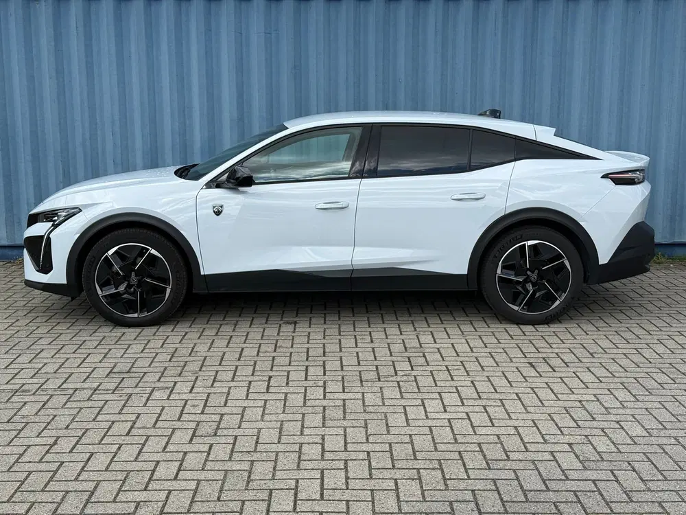 Peugeot 408 1.2 PureTech GT 130 EAT8 uit 2023, foto 2