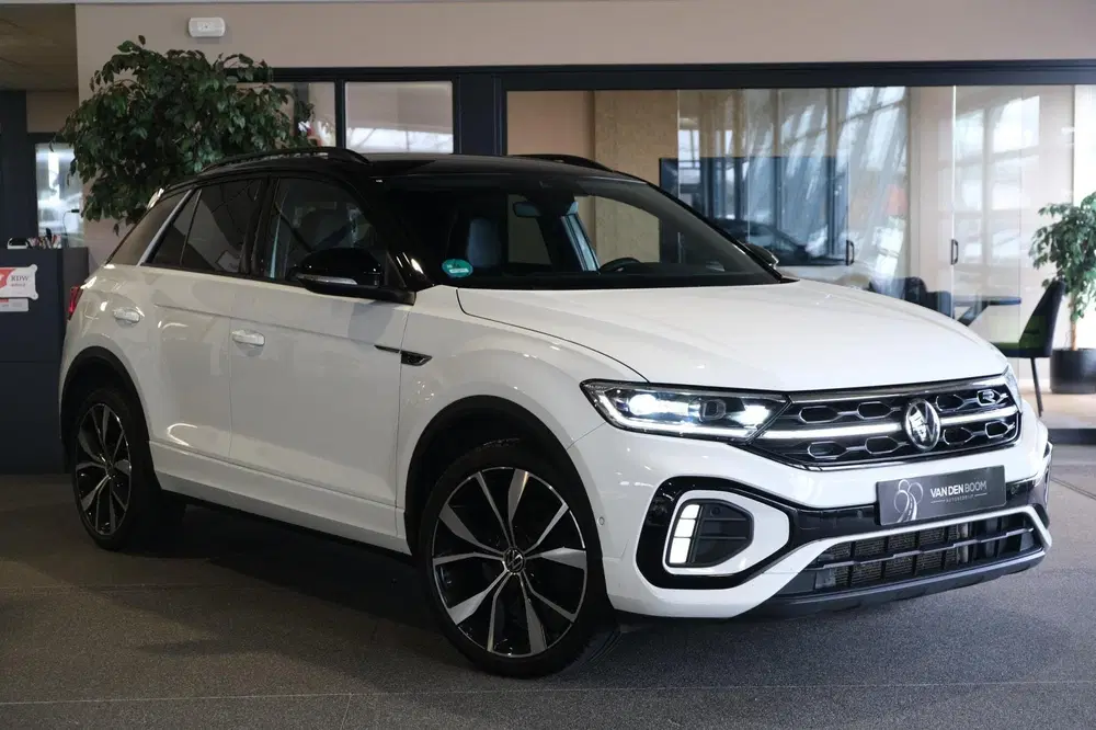Volkswagen T-Roc 1.5 TSI 2x R-Line DSG Facelift Black Virtu uit 2022, foto 5