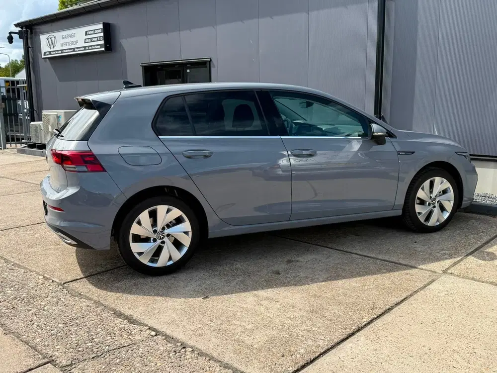 Volkswagen Golf 1.5 TSI Style DSG NARDOGREY camera navigat uit 2024, foto 9