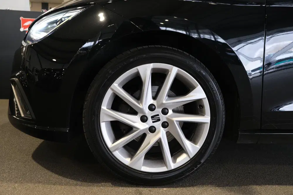 SEAT Ibiza 1.0 EcoTSI FR 110PK DSG Facelift Pano Led uit 2022, foto 10