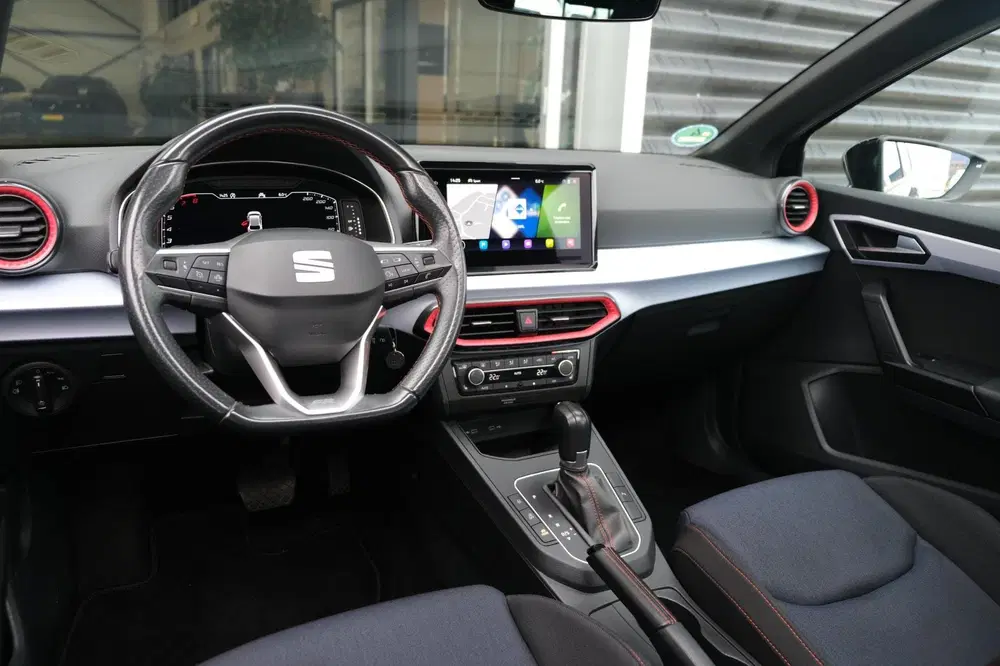 SEAT Ibiza 1.0 EcoTSI FR 110PK DSG Facelift Pano Led uit 2022, foto 11