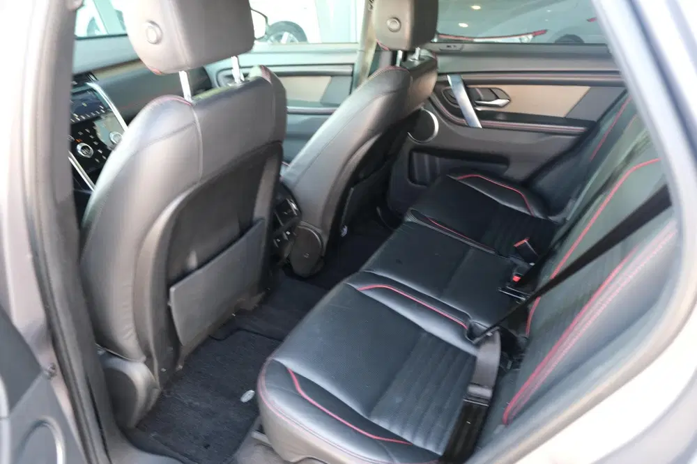 Land Rover Discovery Sport D180 2.0 R-Dynamic S Facelift Nav uit 2019, foto 9