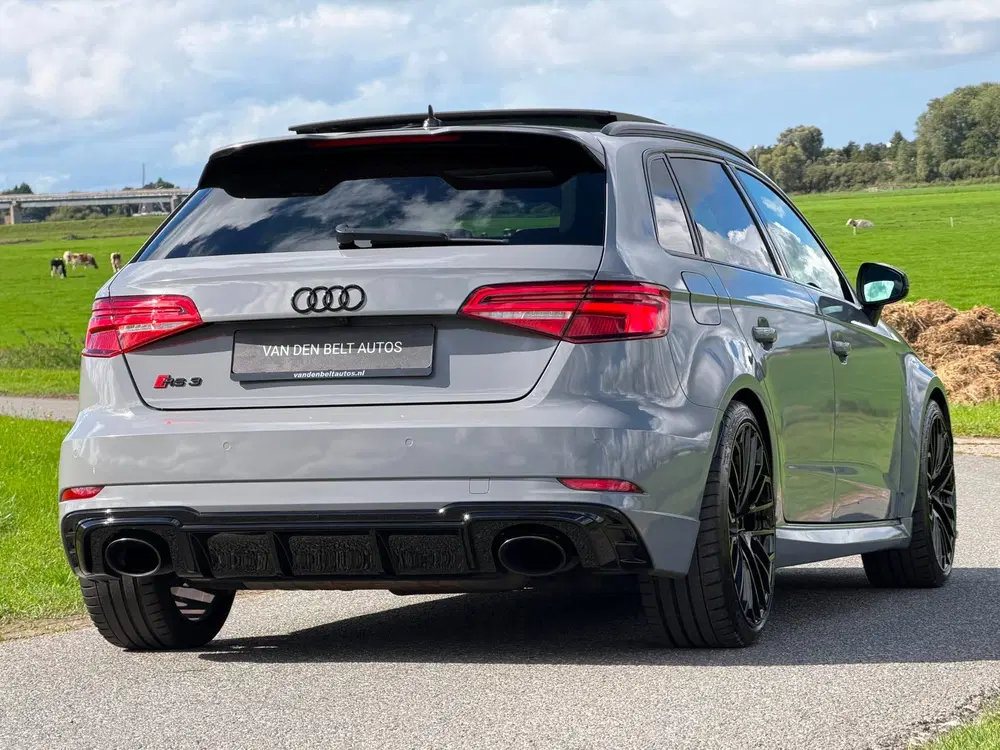 Audi RS3 2.5 TFSI 500PK Quattro uit 2019, foto 2
