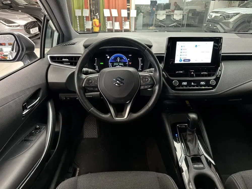 Suzuki Swace 1.8 Hybrid Style [ ALL SEASON I CLIMA I ST uit 2024, foto 2