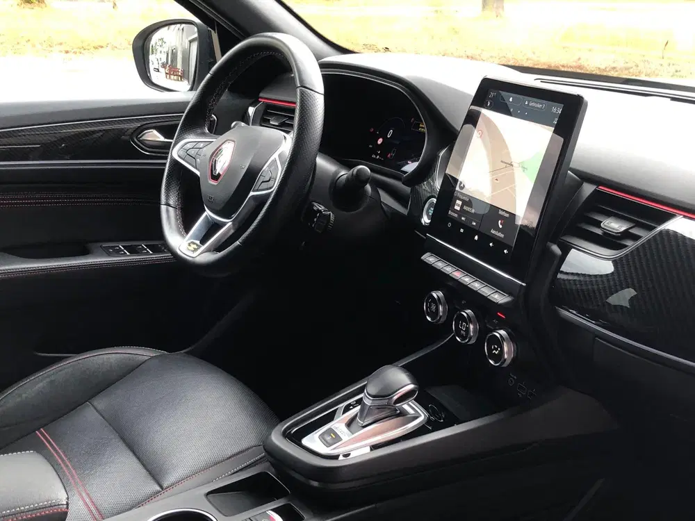 Renault Arkana 1.6 E-Tech hybrid 145 E-Tech uit 2022, foto 14
