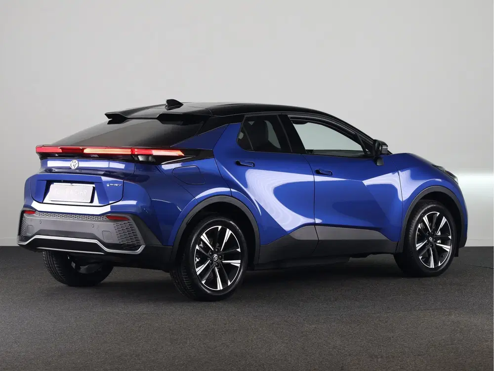Toyota C-HR 2.0 Plug-in Hybrid 220 Dynamic *NIEUW* uit 2026, foto 2