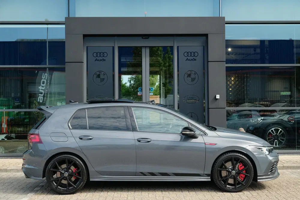 Volkswagen Golf 8 GTI Clubsport 2.0 TSI 300pk Panoramadak uit 2022, foto 6