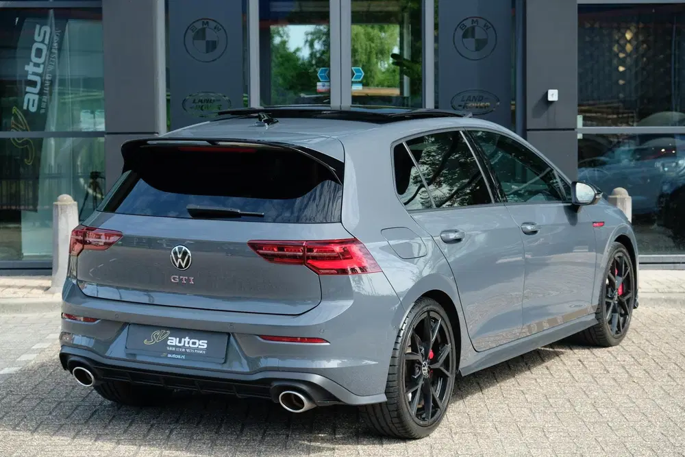 Volkswagen Golf 8 GTI Clubsport 2.0 TSI 300pk Panoramadak uit 2022, foto 7