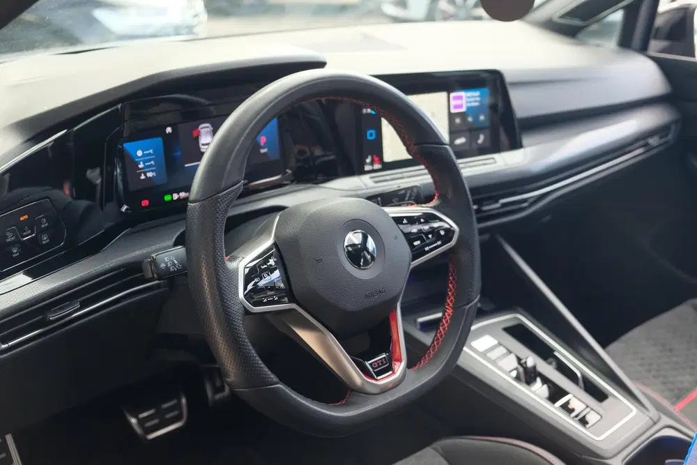 Volkswagen Golf 8 GTI Clubsport 2.0 TSI 300pk Panoramadak uit 2022, foto 8