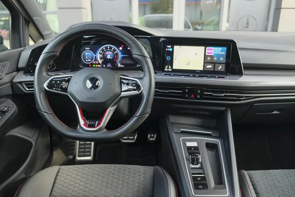 Volkswagen Golf 8 GTI Clubsport 2.0 TSI 300pk Panoramadak uit 2022, foto 9