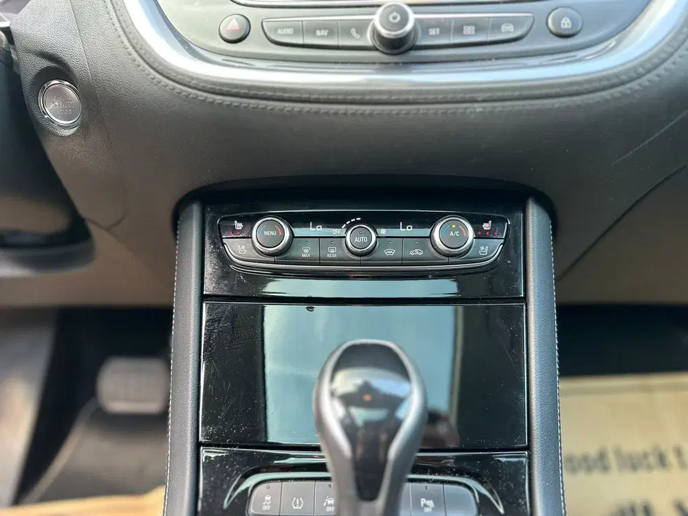 Opel Grandland 1.2 Turbo Business Executive uit 2019, foto 11