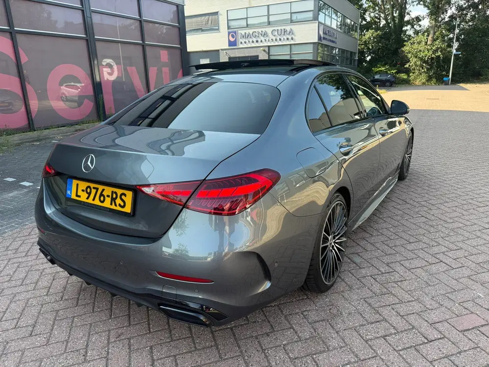 Mercedes-Benz C-Klasse 180 AMG Line Pano BTW Auto VOL VOL Op uit 2021, foto 3