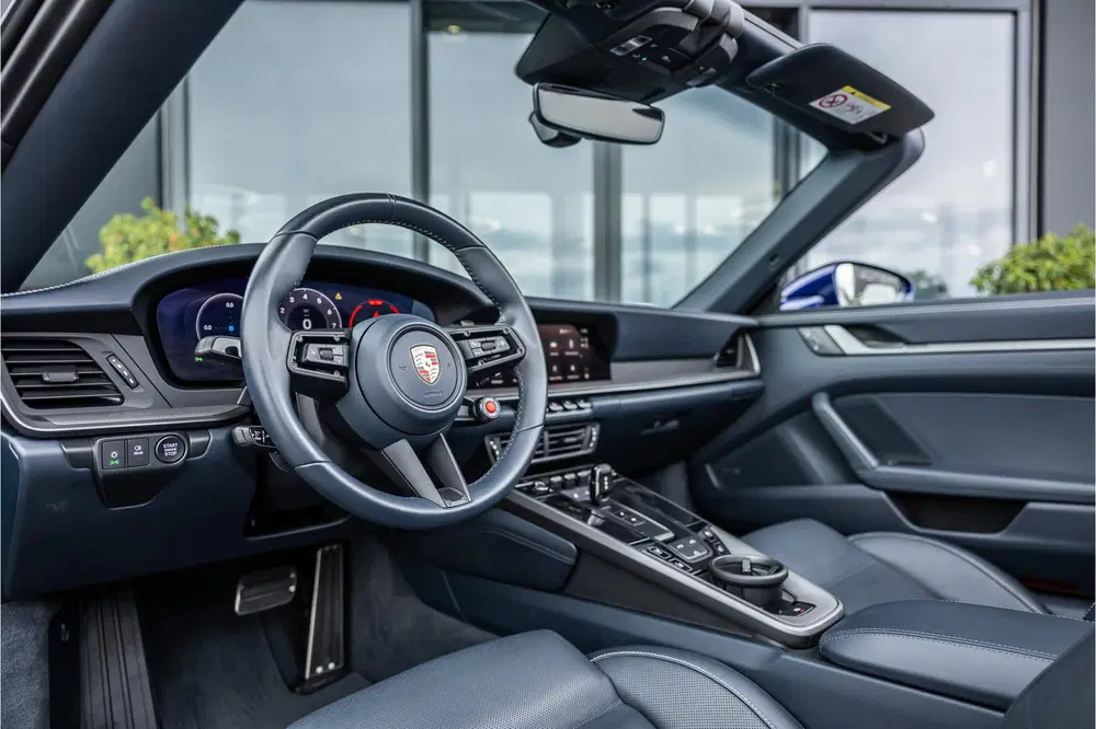 Porsche 911 3.0 Carrera uit 2025, foto 10