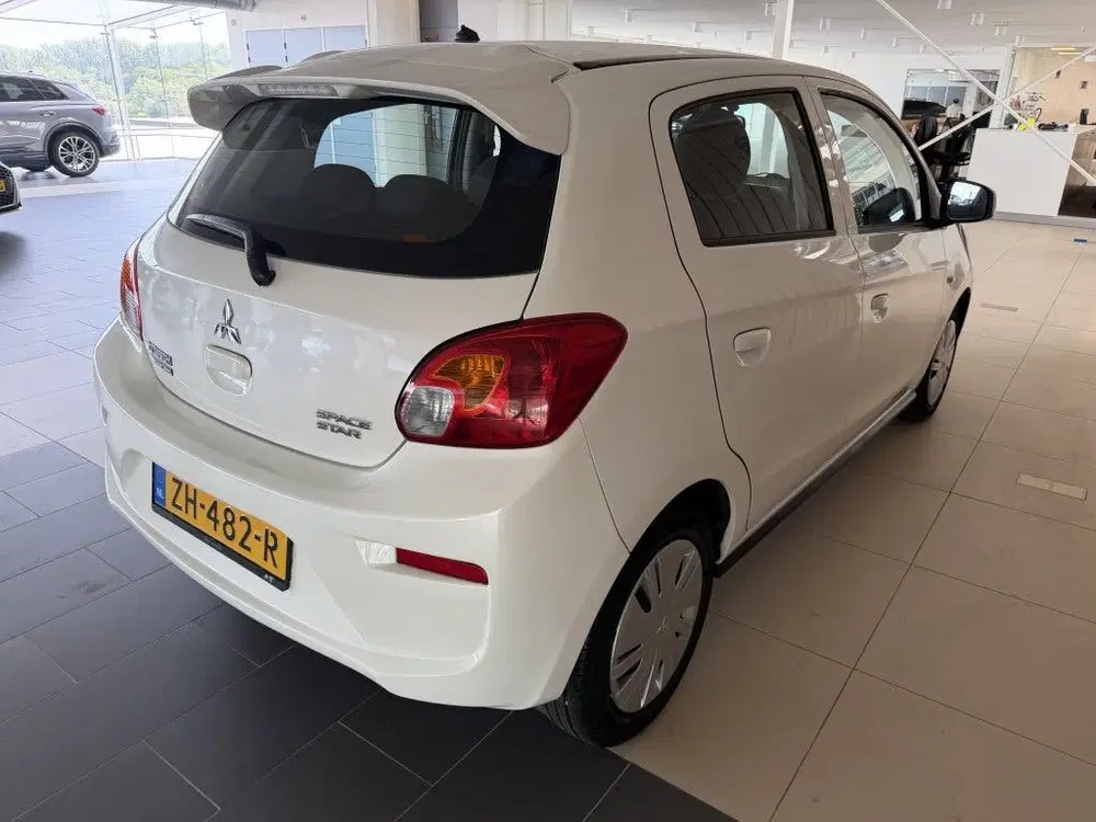 Mitsubishi Space Star 1.0 CVT ClearTec Cool+ uit 2019, foto 3