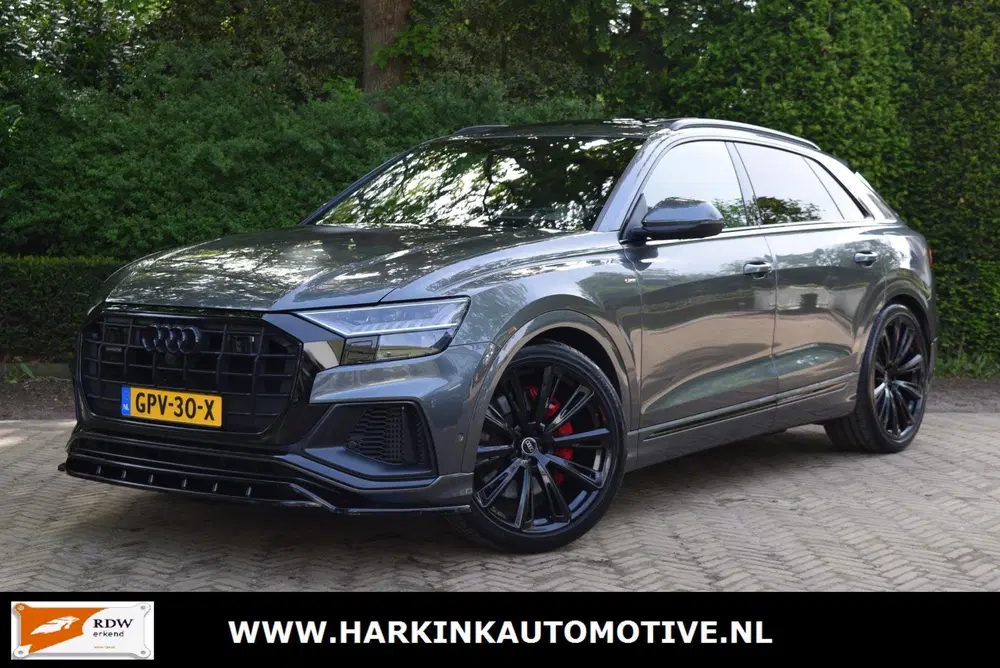 Audi Q8 55 TFSI e quattro S-line uit 2021