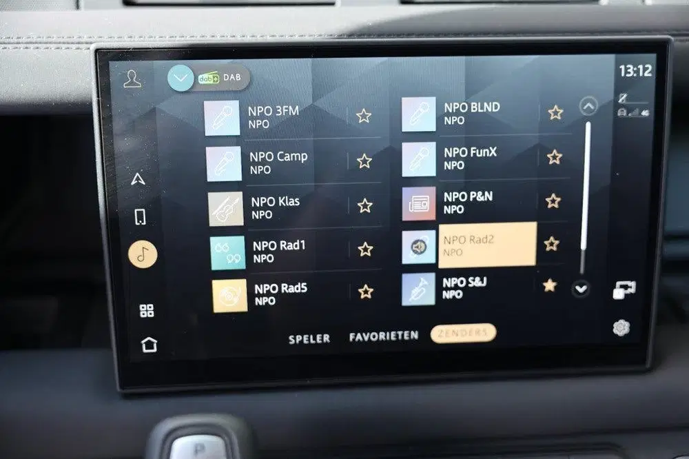 Land Rover Defender 3.0 D 250 MH EV 90 A uit 2024, foto 5