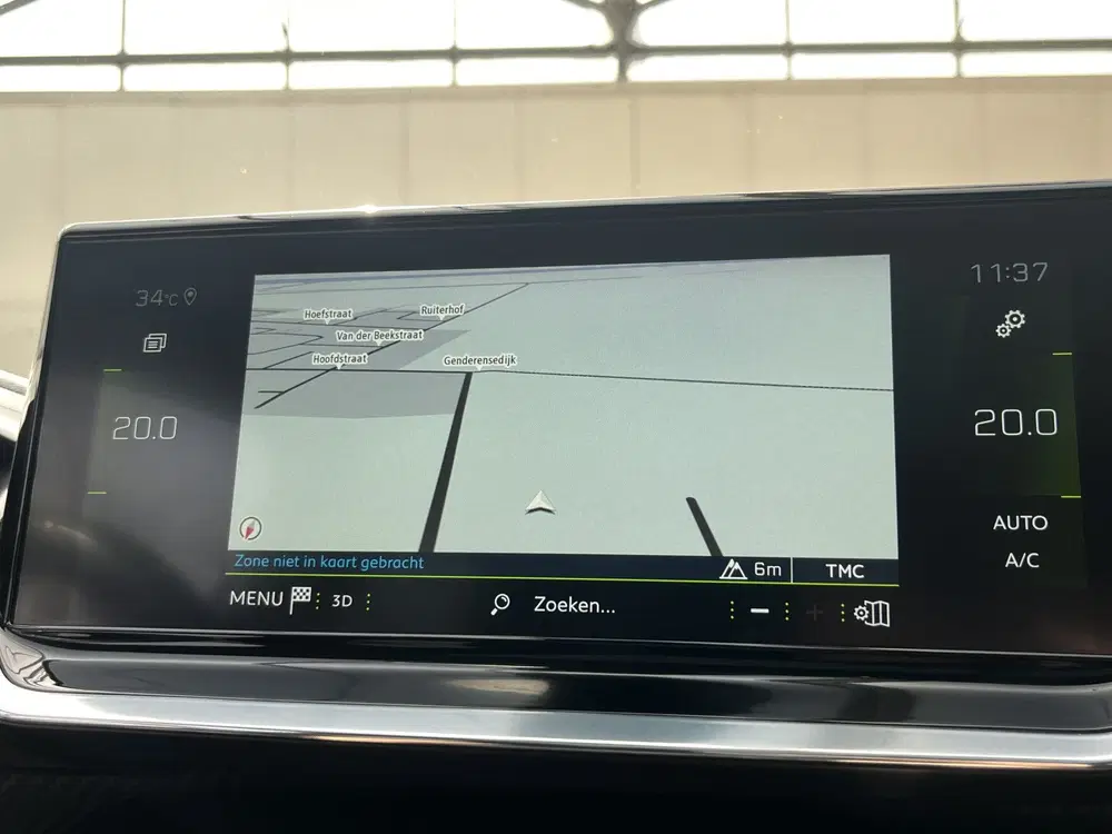 Peugeot 208 PureTech 100 GT uit 2021, foto 15