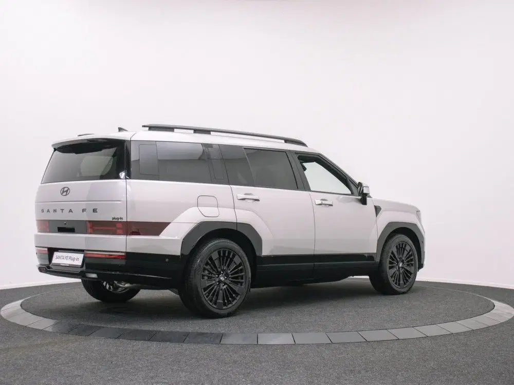 Hyundai SANTA FE 1.6 T-GDI PHEV BlackLine 6persoons uit 2025, foto 2