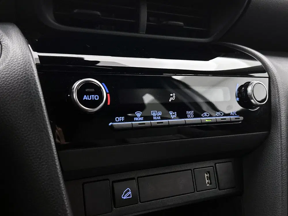 Toyota Yaris Cross 1.5 Hybrid Dynamic AWD uit 2024, foto 12