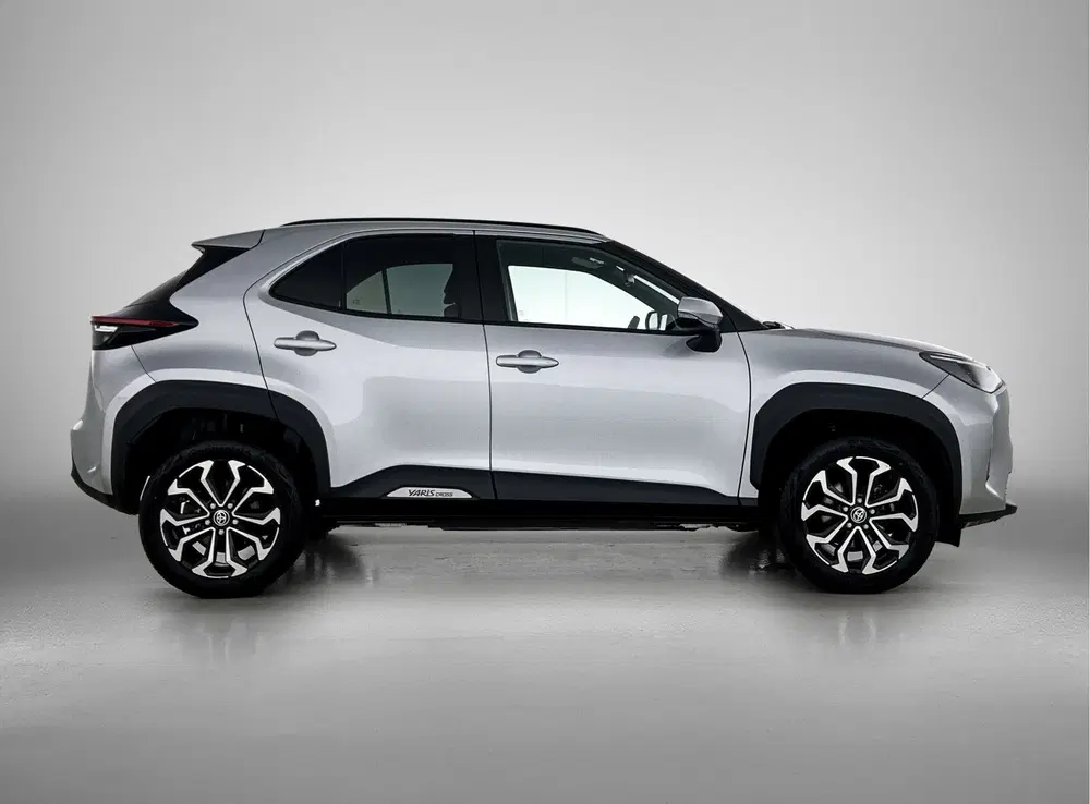 Toyota Yaris Cross 1.5 Hybrid Dynamic AWD uit 2024, foto 14