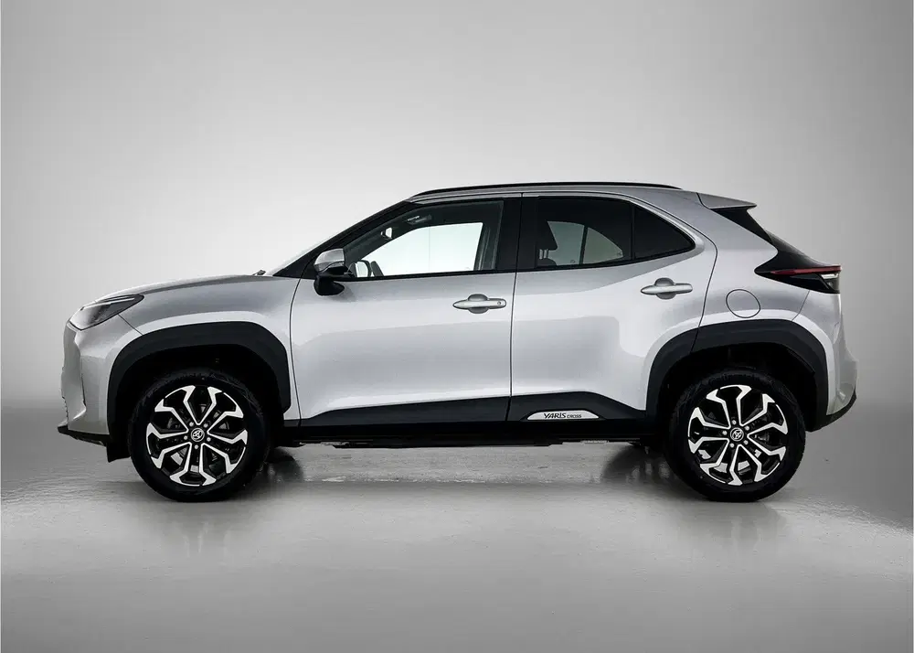 Toyota Yaris Cross 1.5 Hybrid Dynamic AWD uit 2024, foto 3