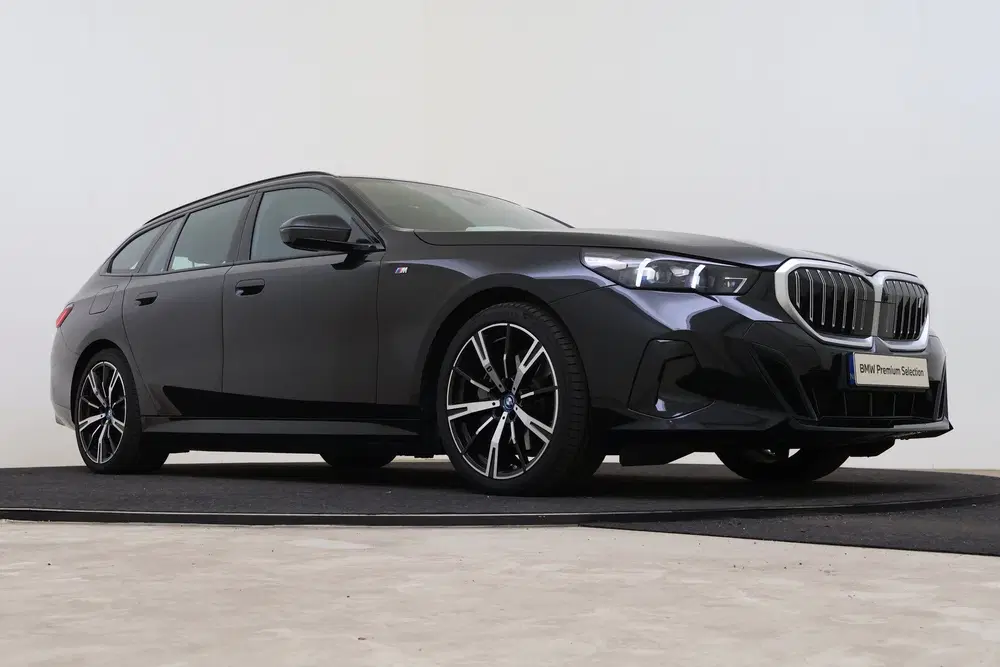 BMW i5 eDrive40 M Sport uit 2025, foto 10